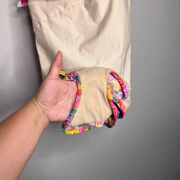 Roxanne Vintage 60s/70s Beautiful Swimsuit - Picture 5 of 15